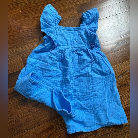 Baby GAP size 4 years toddler girl romper one piece ruffle sleeve shorts cotton - Picture 2 of 10
